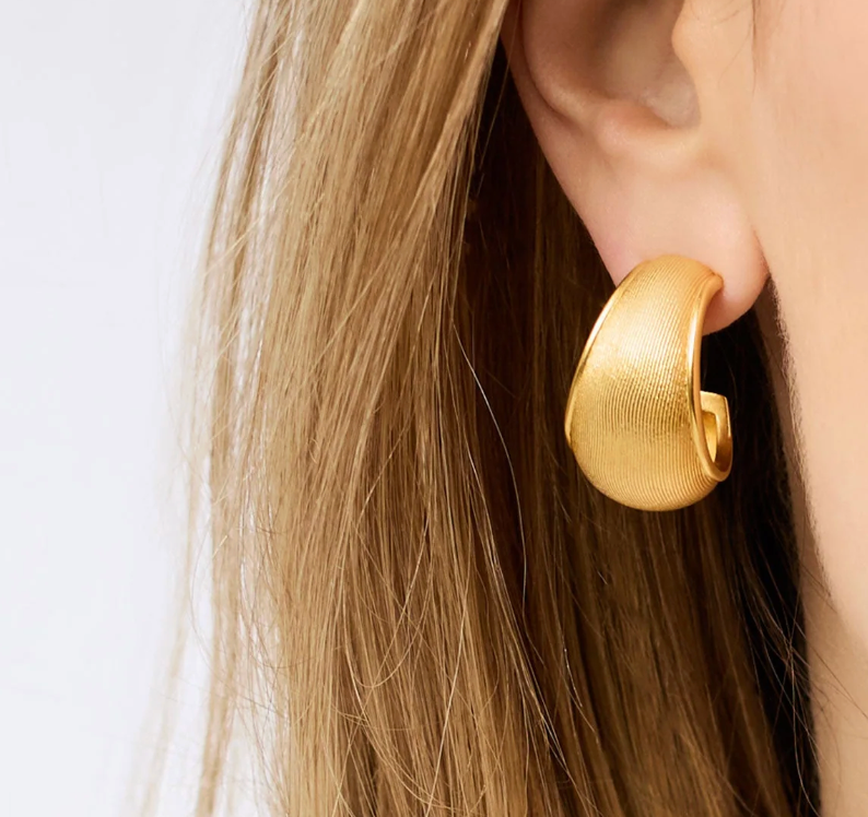 Julie Vos Cobblestone Statement Hoop Earring, on-model detail shot showing ridged hoop worn on ear.