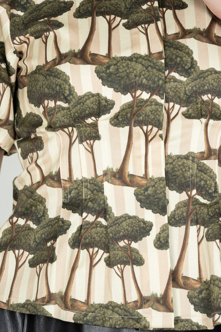 Emily McCarthy Britt Umbrella Pine Top — detail view of pleating, pocket welt, and umbrella pine print