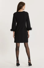 Chelsea Ponti W/Feathers- Black