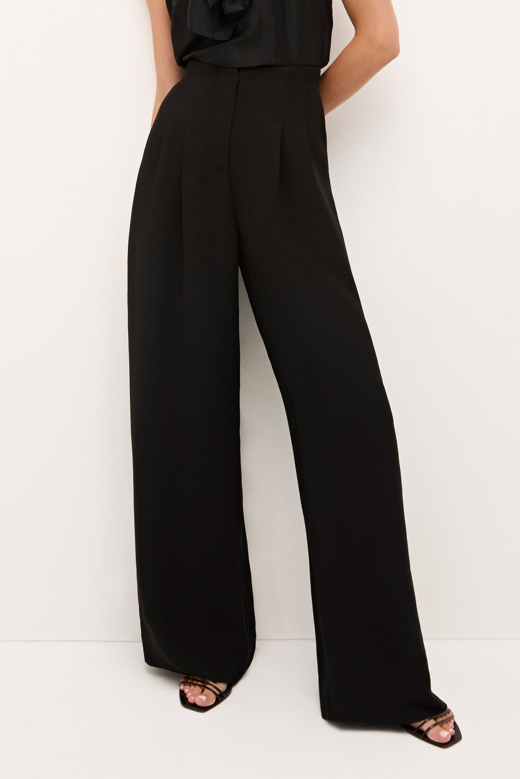 Macbee Pant - Black