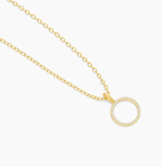 Standing O Pendant Necklace, angled flat lay showing cable chain texture and open circle diamond pendant with polished bail, waterproof alloy construction
