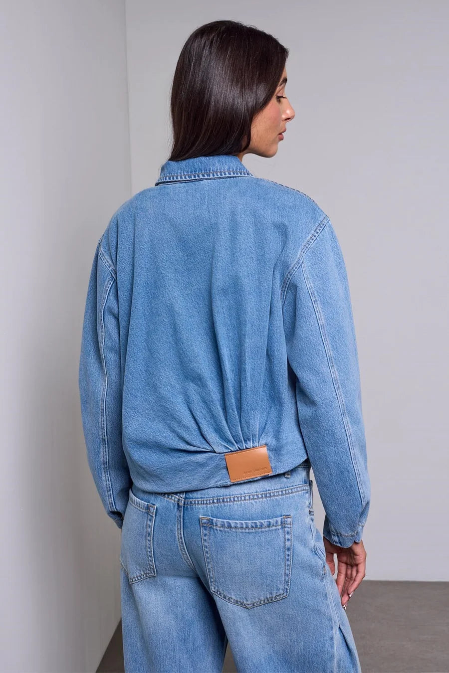 Bubble Denim Jacket W/ Back Pleats in Oxford Blue