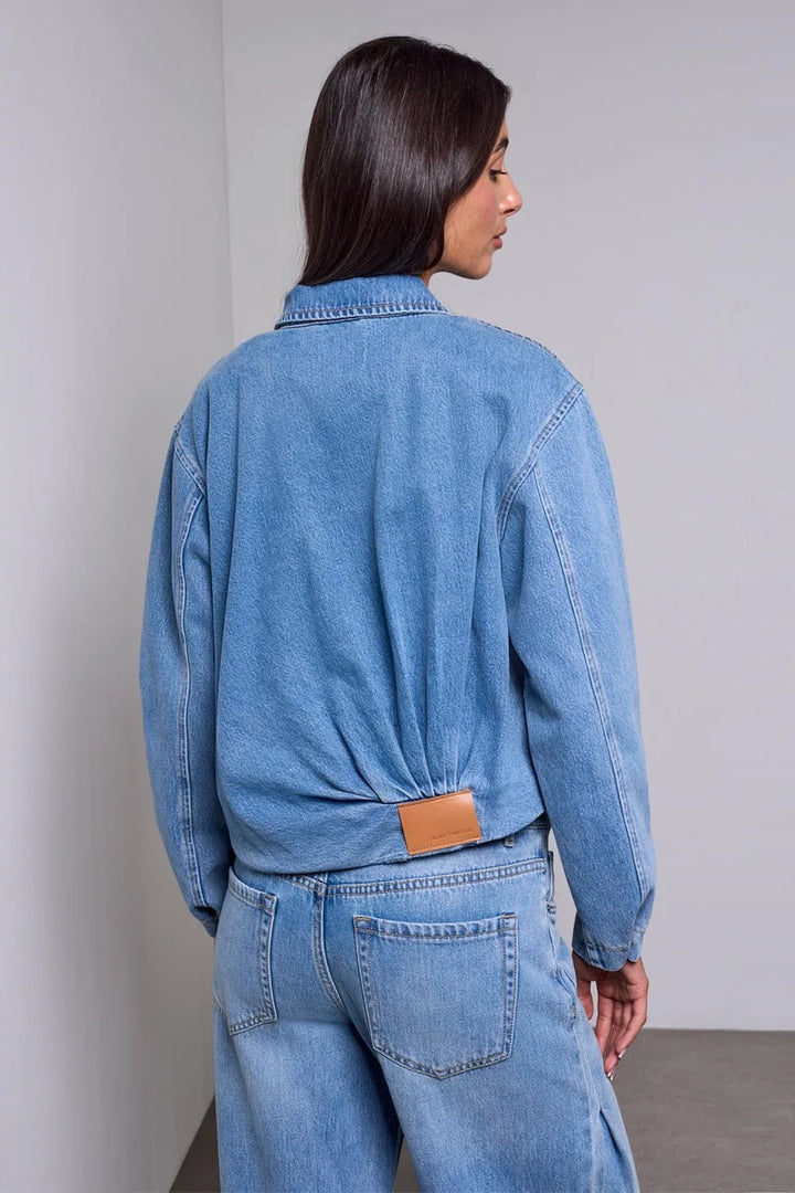Bubble Denim Jacket W/ Back Pleats in Oxford Blue