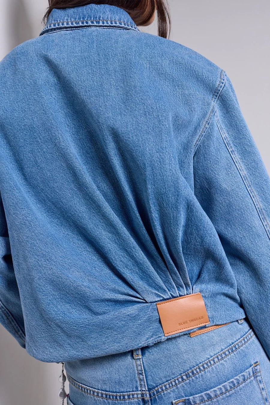Bubble Denim Jacket W/ Back Pleats in Oxford Blue